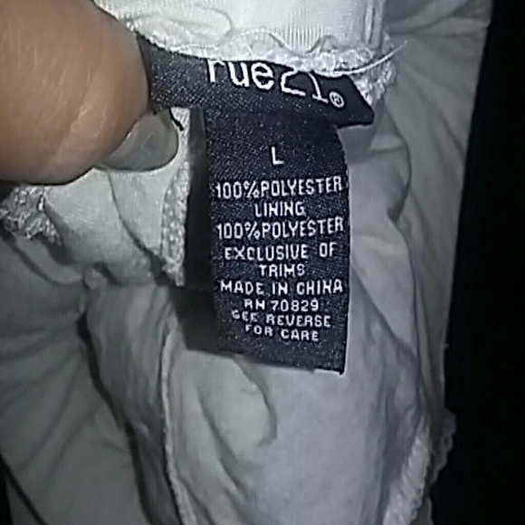 Shorts - Picture 3 of 3